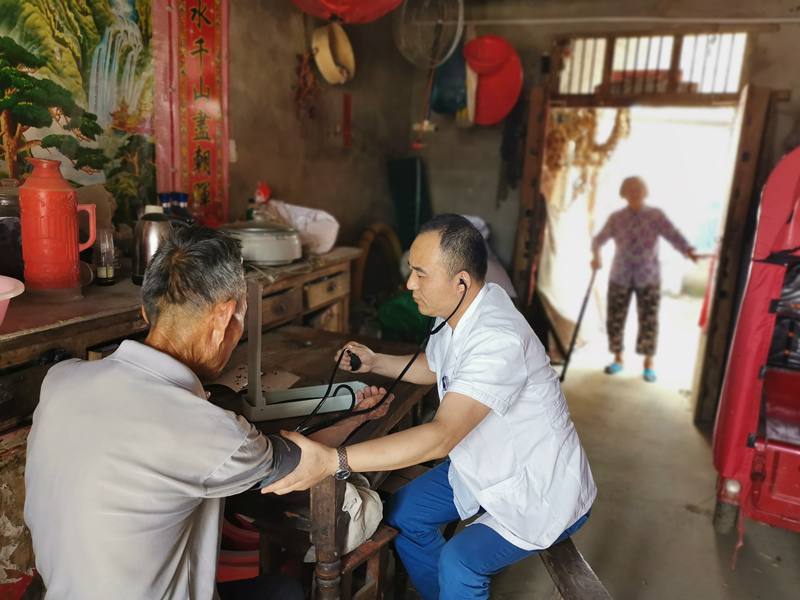 范桥_副本.jpg
