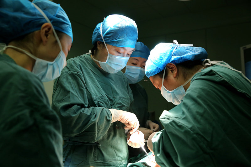 5、东部战区总医院妇产科主任、副主任医师肖梅.jpg