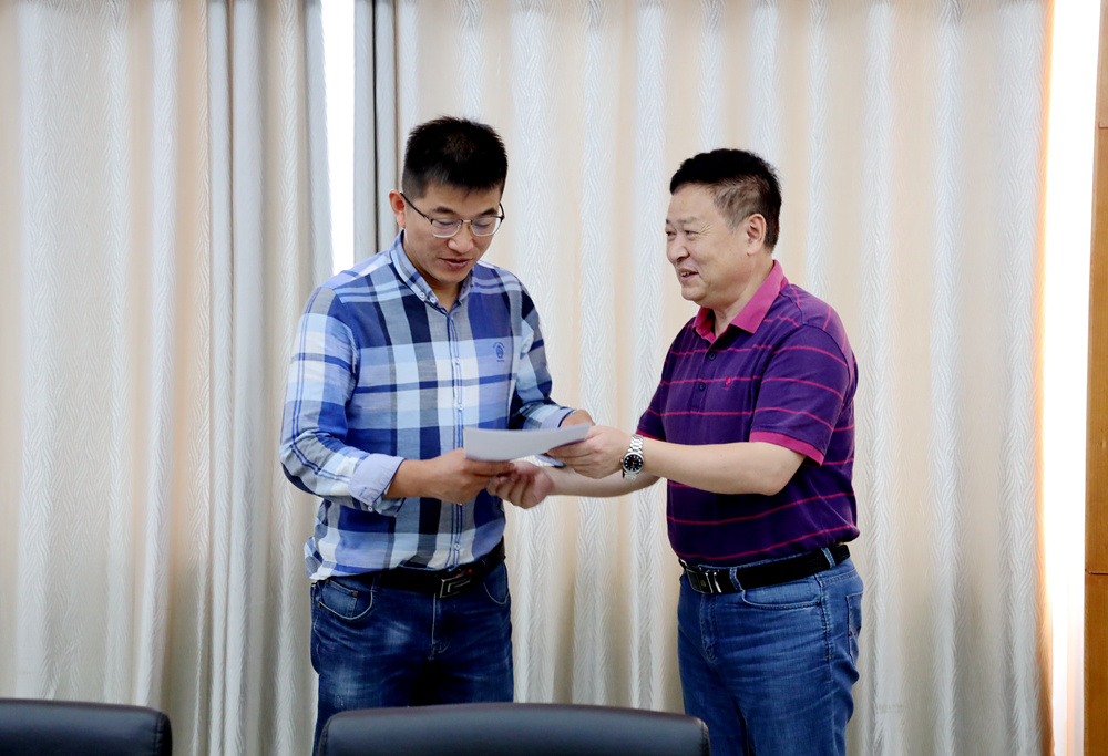 69b47f2be8b19fa512c9ccf45e7fcab_副本.jpg