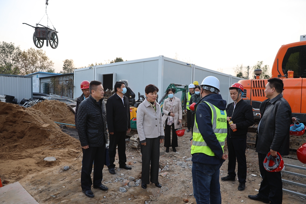 微信图片_20211112120648_副本.jpg