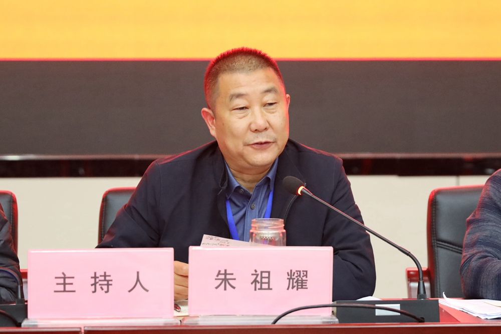 霍邱一院召开疫情防控工作会议暨十一月份感控例会 (3).jpg