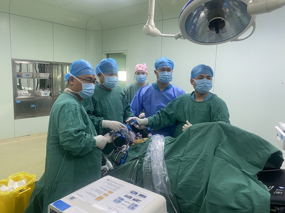 新技术！霍邱县人民医院成功开展首例腹腔镜下食管裂孔疝无张力修补联合胃底折叠术