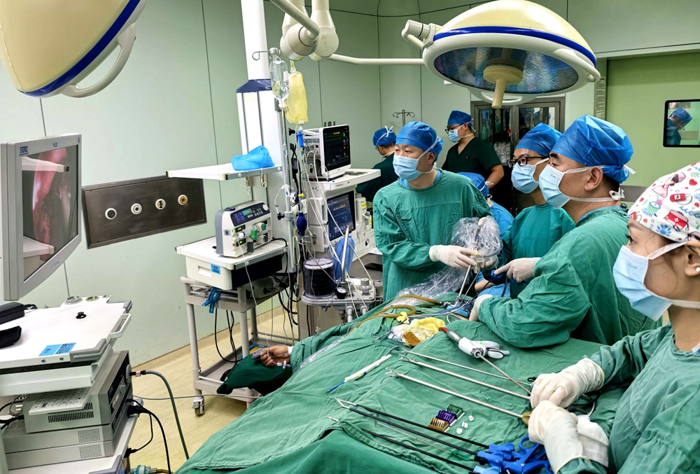 霍邱县人民医院成功开展首例充气纵隔镜下食管癌根治术